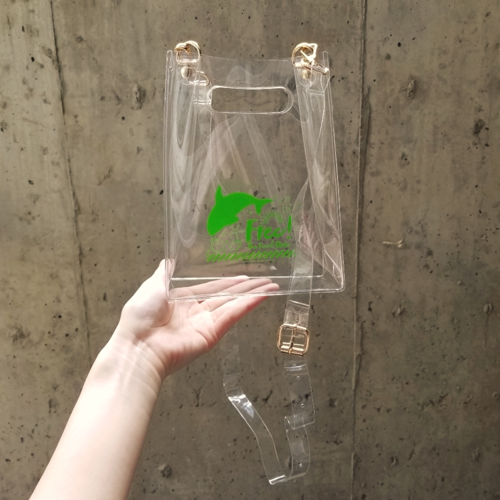 3/$20 🌺 "Free! -the Final Stroke-" Clear Purse - Makoto